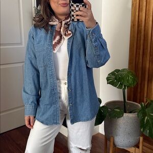 Vintage Edwards Chambray Denim Cotton Buttoned Front Oversized Shirt. S